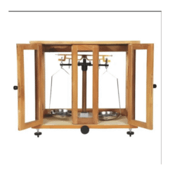 Mechanical Balance Scale with Plastic Weights 01